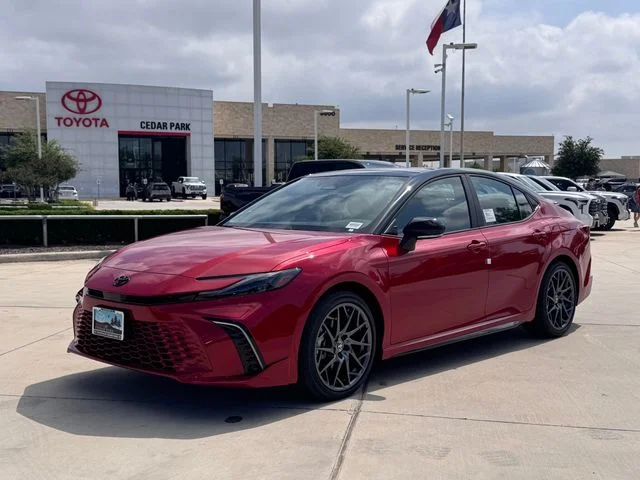 New 2026 Supersonic Red with Midnight Black Metallic roof <sup>1</sup> Toyota  XSE image 8