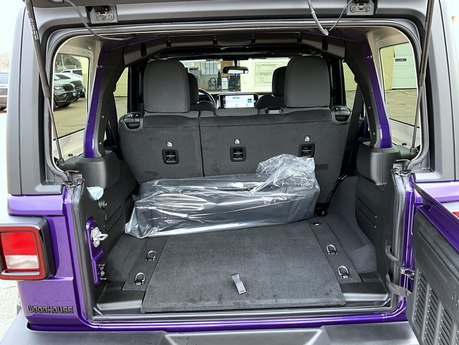 New 2026 Reign Exterior Paint Jeep Sport image 9
