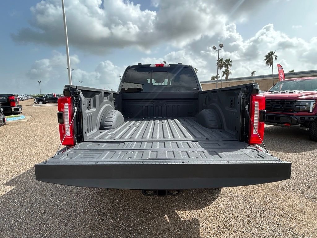 Used 2025 Black Ford XLT image 8