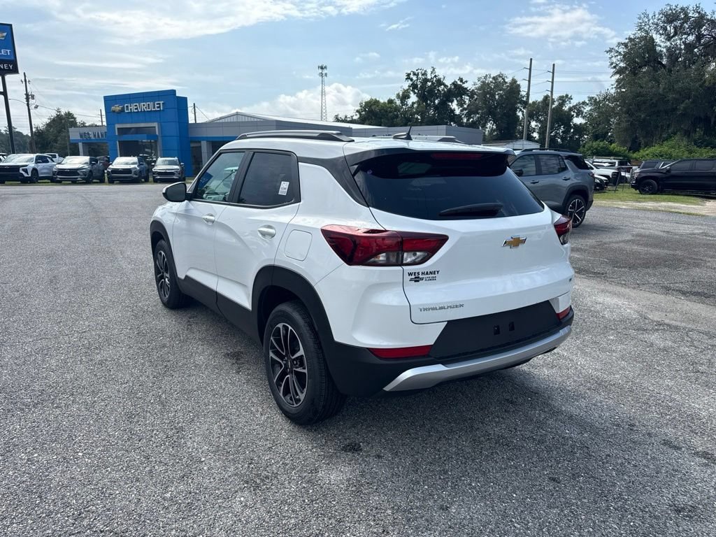 New 2026 Summit White Chevrolet LT image 6