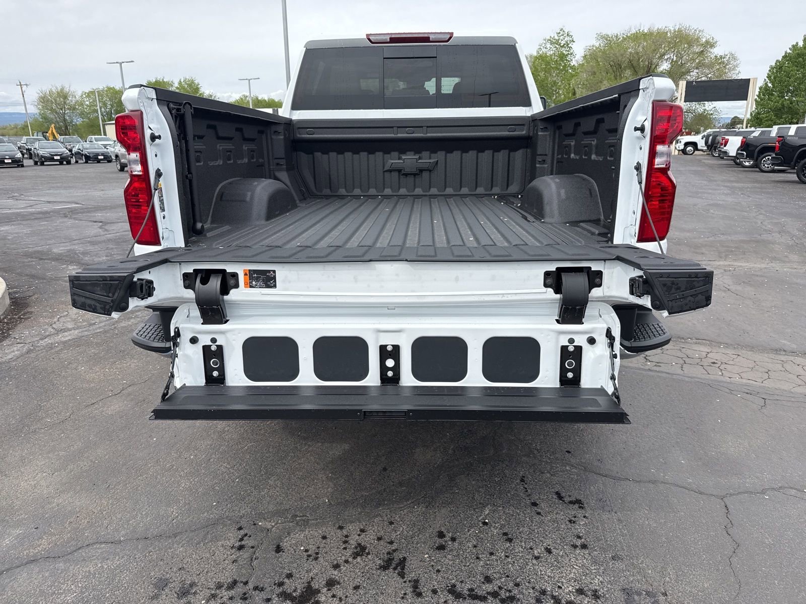 2025 Chevrolet Silverado 2500 HD LT - Photo 6