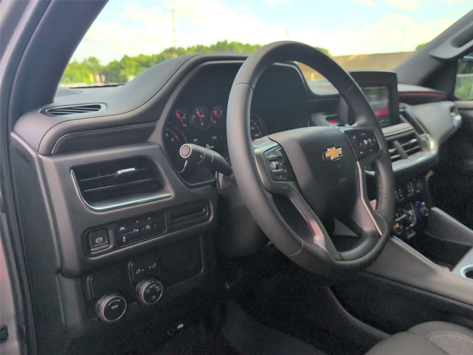 1GNSCMKD8RR131720