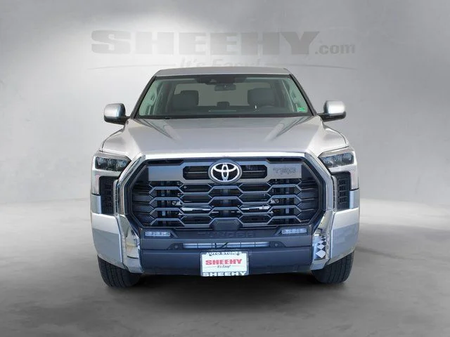 Used 2024 Silver Toyota SR5 image 13