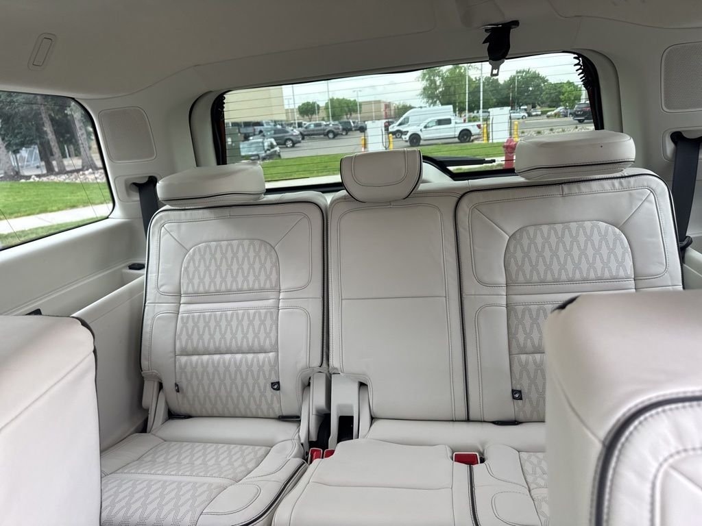 Certified Used 2023 Gray Lincoln Black Label image 12