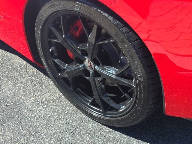Used 2022 Red Chevrolet Stingray image 11
