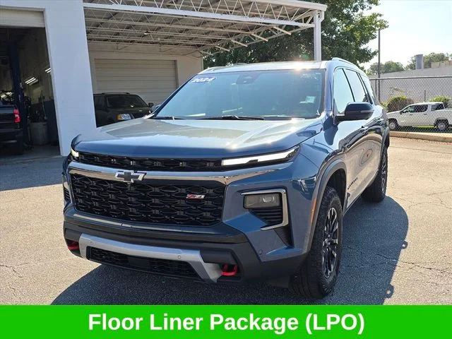 Certified Used 2024 Blue Chevrolet Z71 image 11