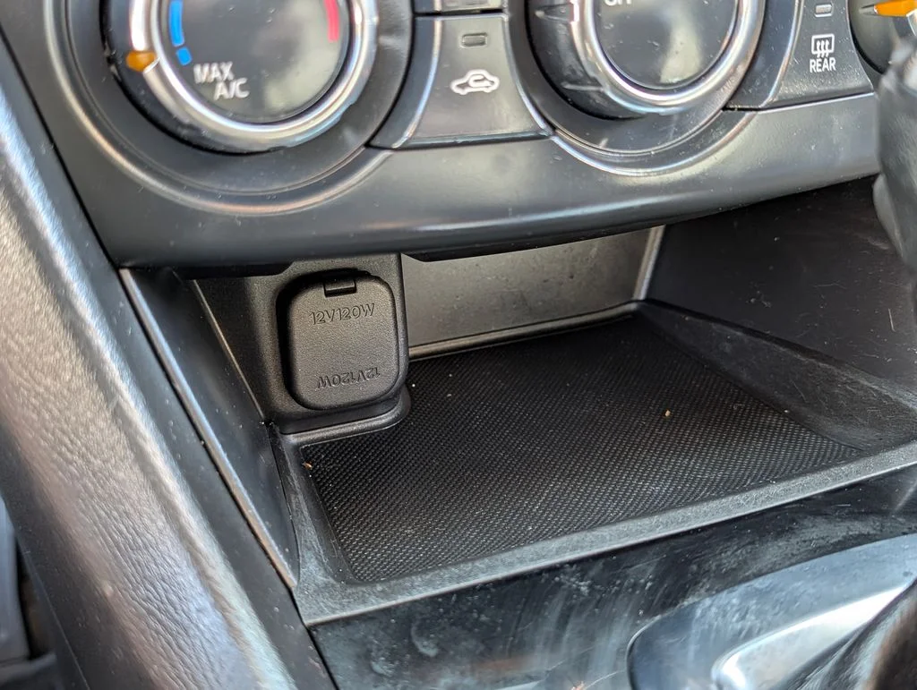 2015 Mazda MAZDA6 i Sport - Photo 22