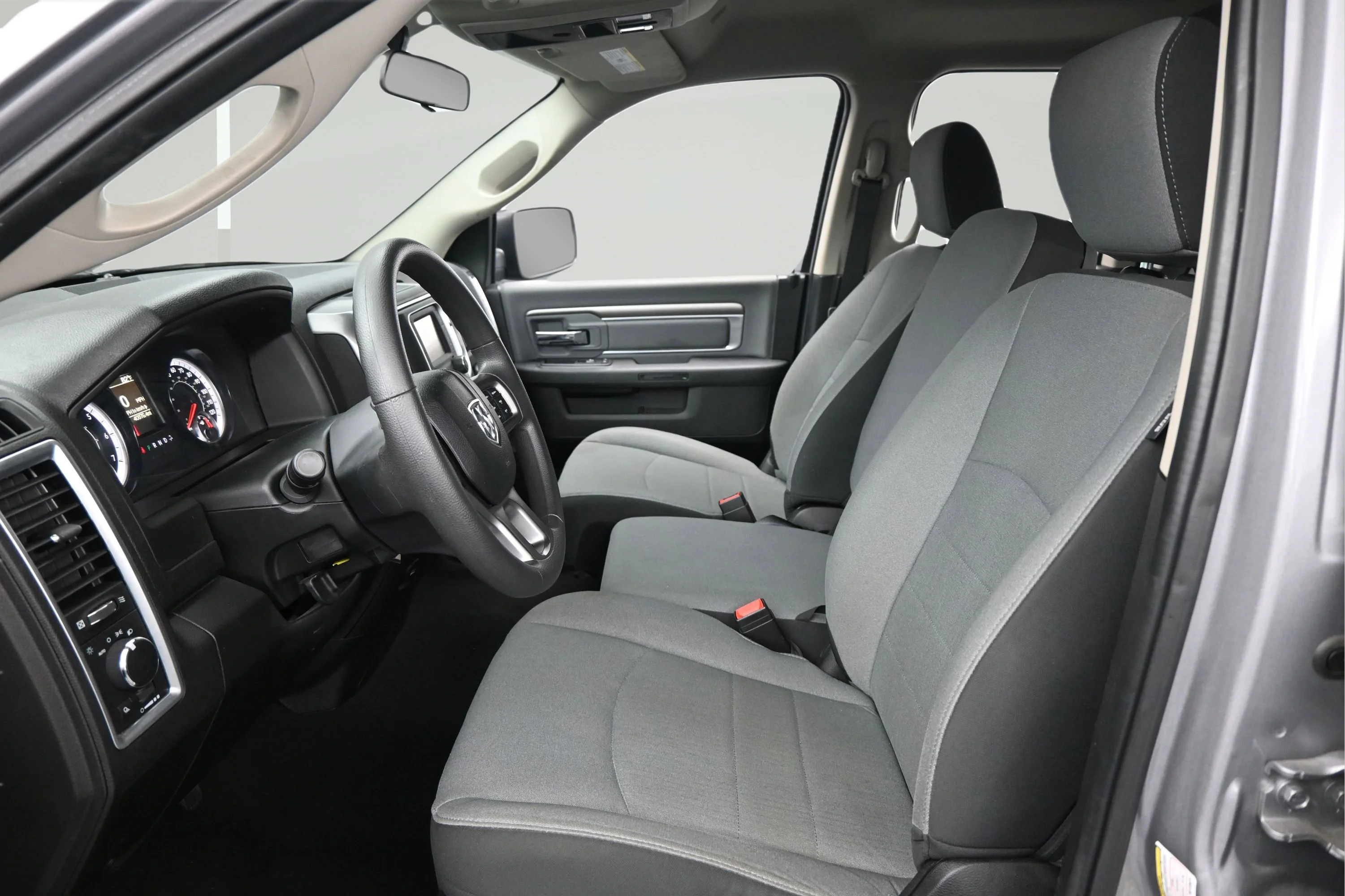 2024 RAM Ram 1500 Classic SLT - Photo 9