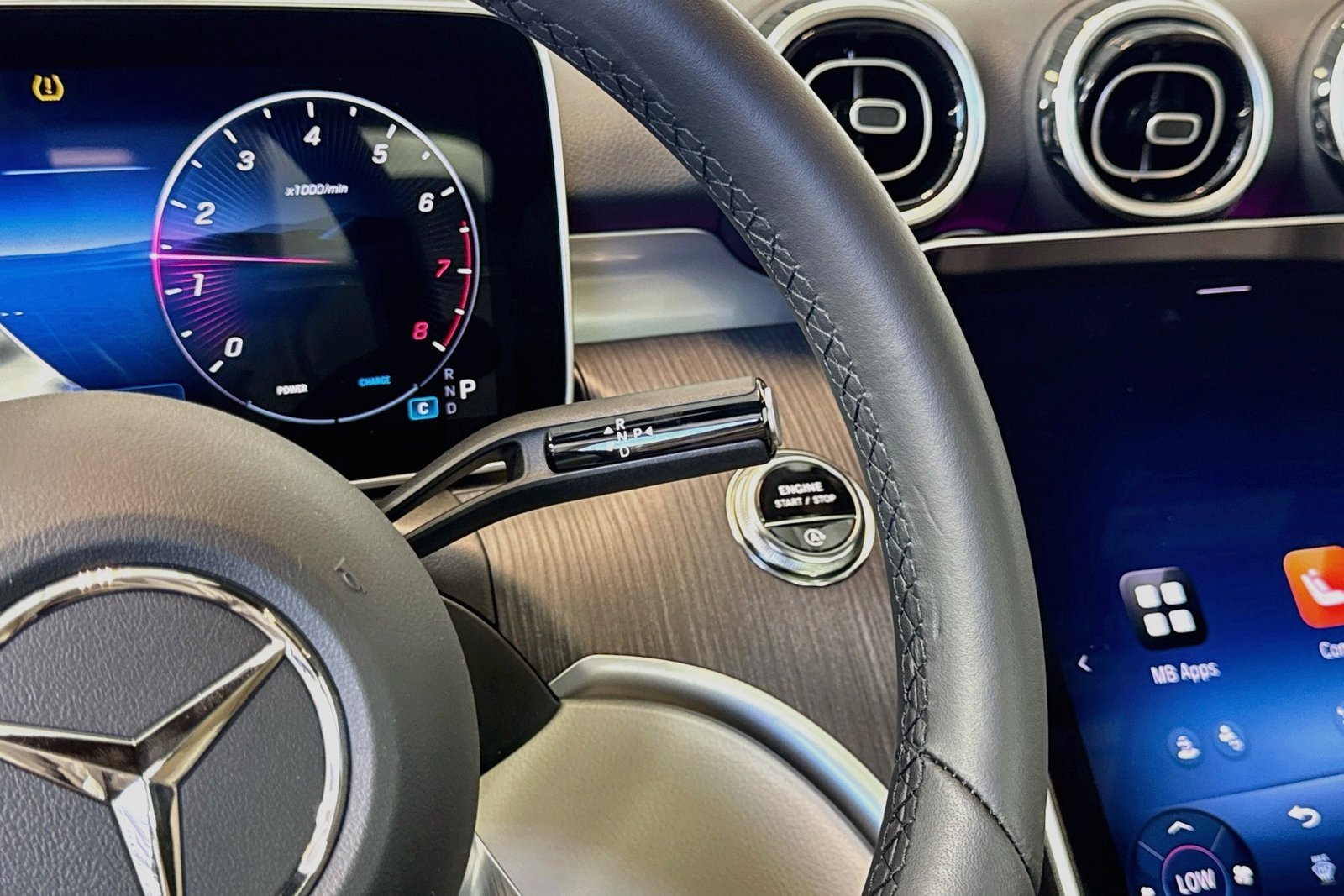 New 2026 Twilight Blue Metallic Mercedes-Benz C 300 image 15