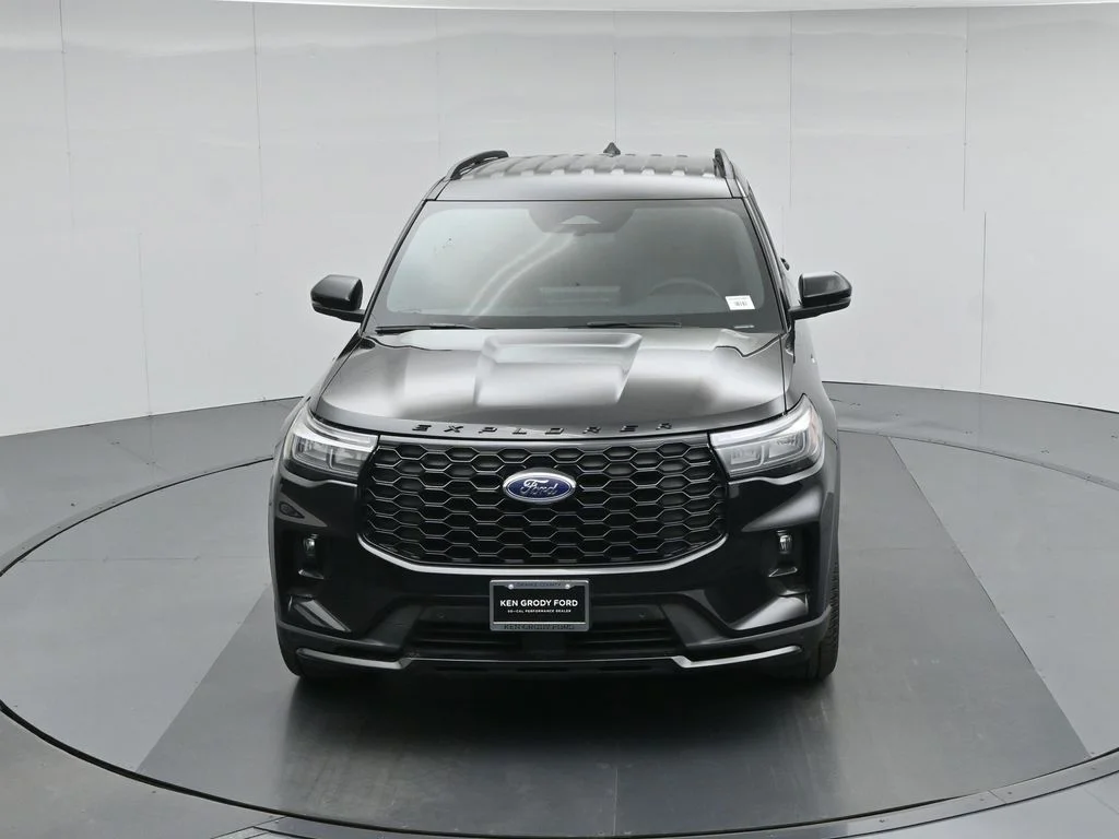 New 2026 Agate Black Metallic Ford ST-Line image 37