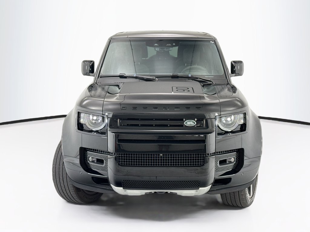 Certified Used 2024 Santorini Black Metallic Land Rover V8 image 2