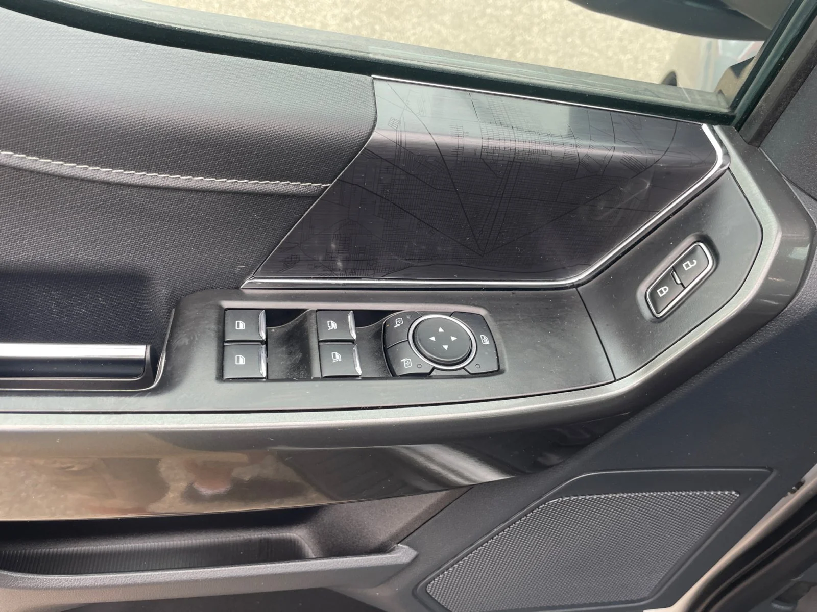 Used 2023 GREY Ford XLT SuperCrew 302A image 17