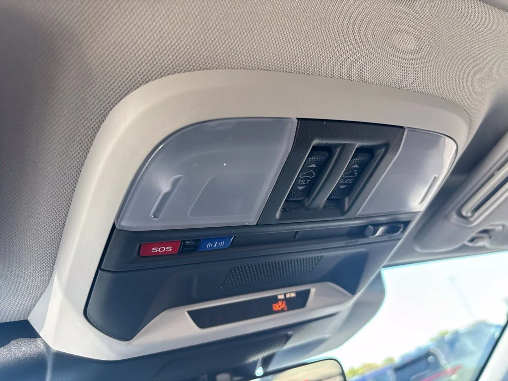 New 2026 White Subaru Premium image 19