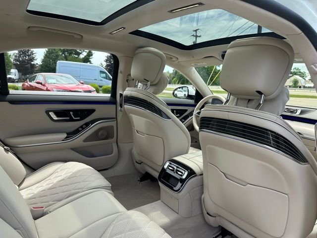 Certified Used 2023 White Mercedes-Benz S 580 image 24