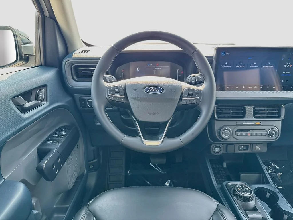 Used 2025 Oxford White Ford Lariat image 19