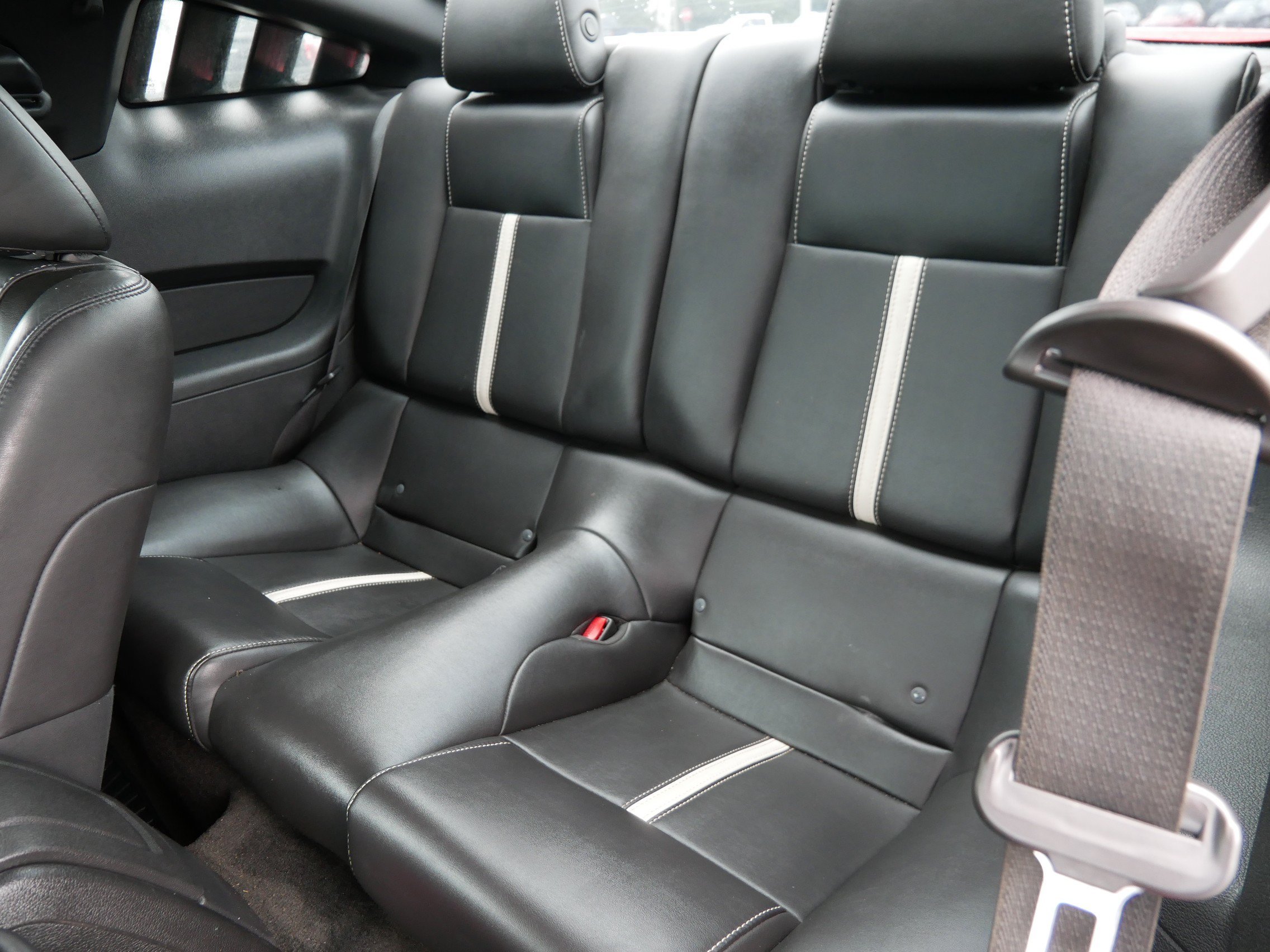 Used 2011 Red Ford GT image 11