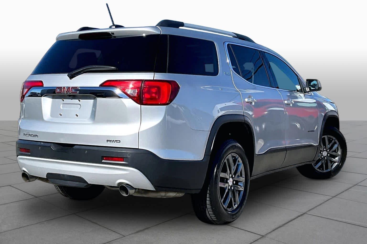 Used 2019 Quicksilver Metallic GMC SLT image 13