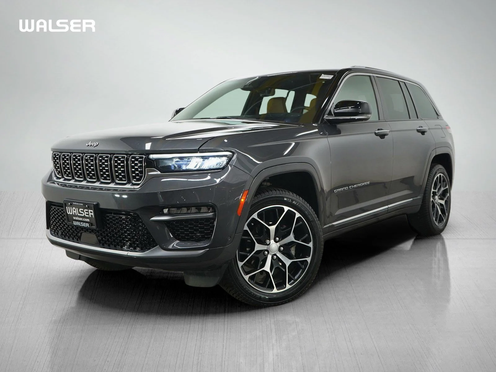 2024 Jeep Grand Cherokee Summit Reserve's photo