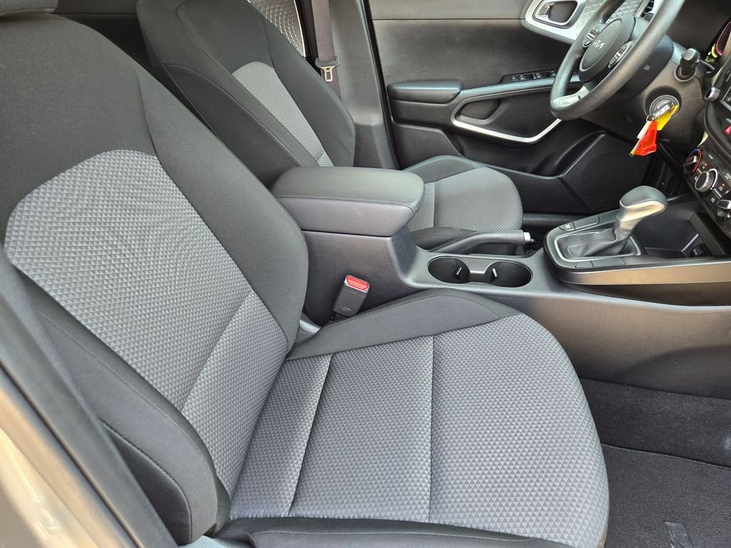 Used 2024 Gray Kia LX image 9