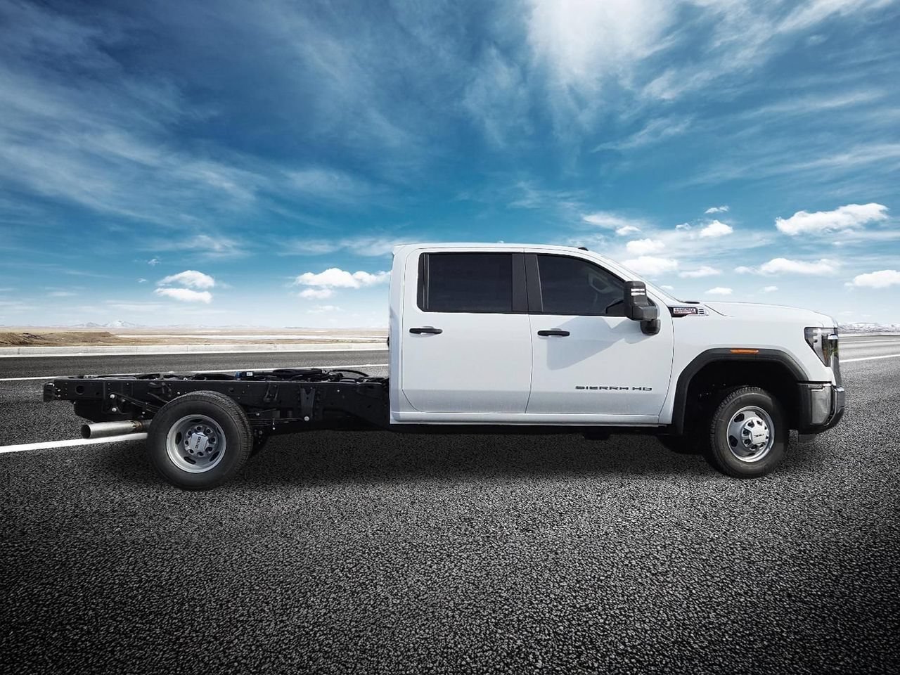New 2026 Summit White GMC Pro image 18