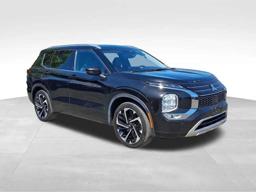 2022 Mitsubishi Outlander SEL Special Edition S-AWC's photo