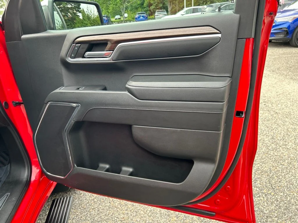 Used 2024 Red Chevrolet LT image 25