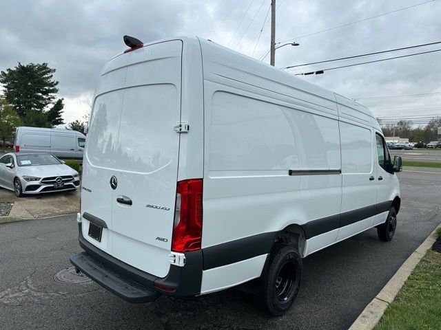 New 2026 Arctic White Mercedes-Benz Cargo 170 WB image 5