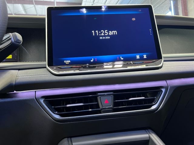 New 2026 White Volkswagen 2.0T SE R-Line Black image 17