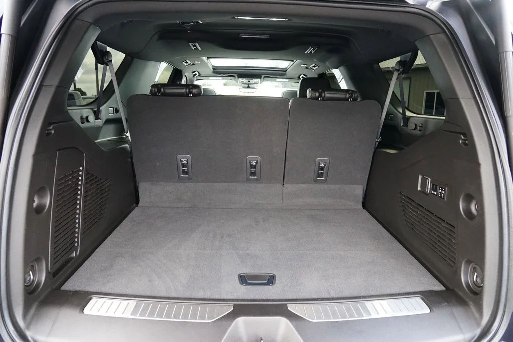 2023 Chevrolet Suburban High Country - Photo 27
