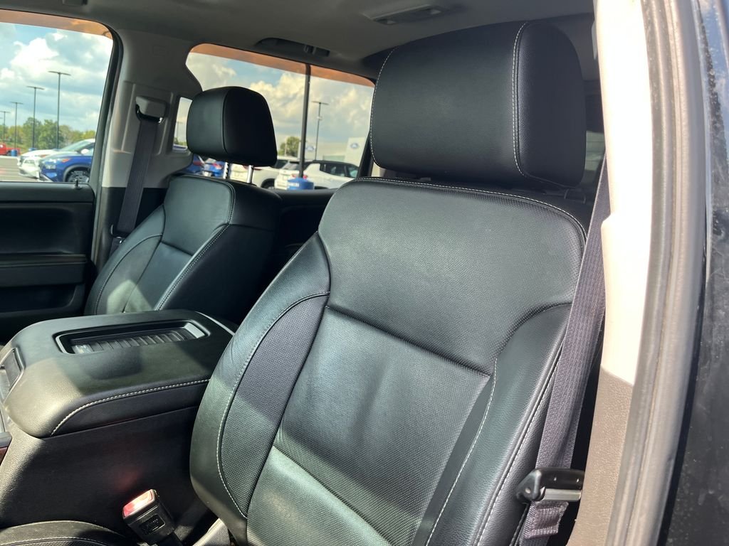 Used 2017 Onyx Black GMC SLT image 12