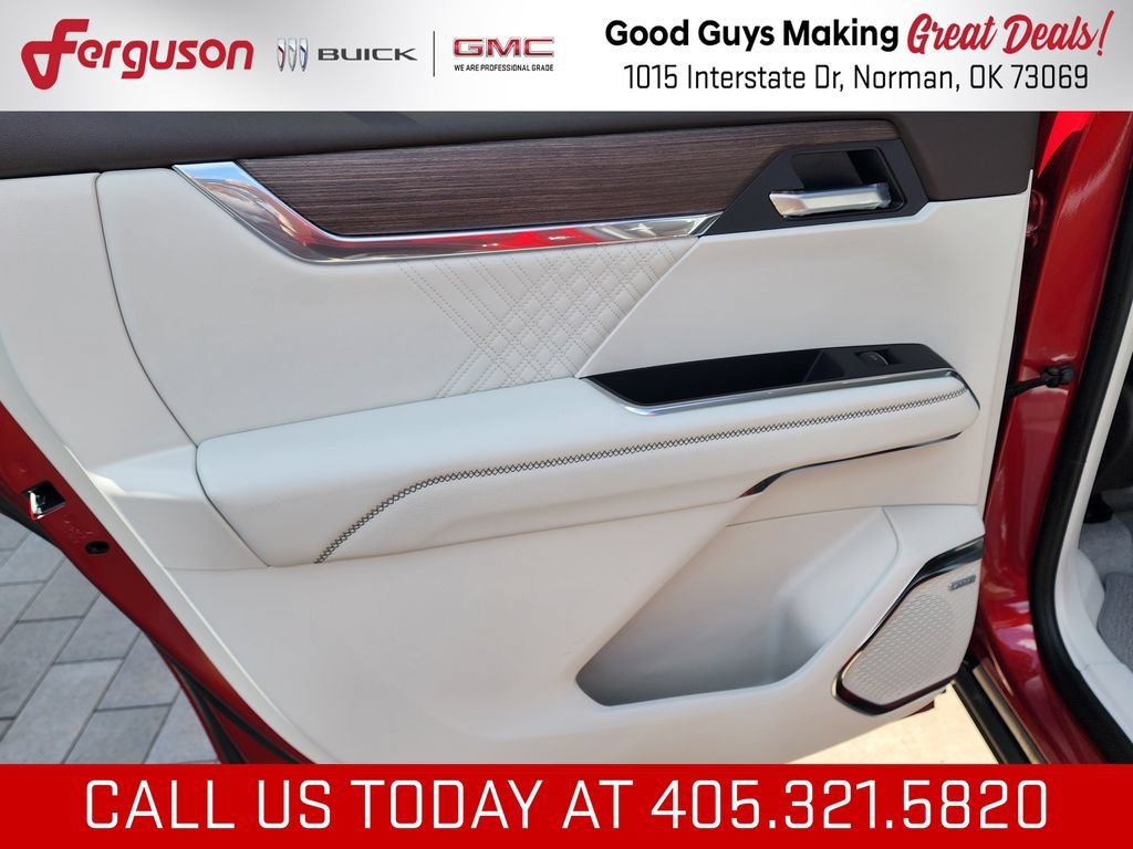 2026 GMC Acadia Denali - Photo 46