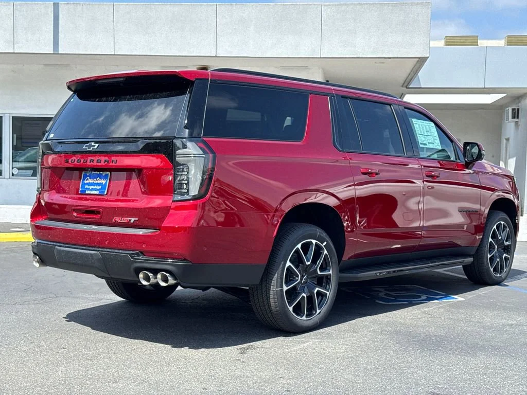 2026 Chevrolet Suburban RST - Photo 8