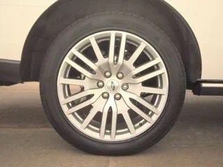 Used 2024 White Ford Limited image 19