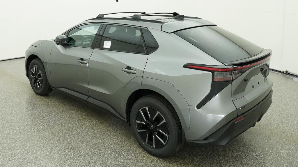 New 2026 Heavy Metal Toyota XLE image 17