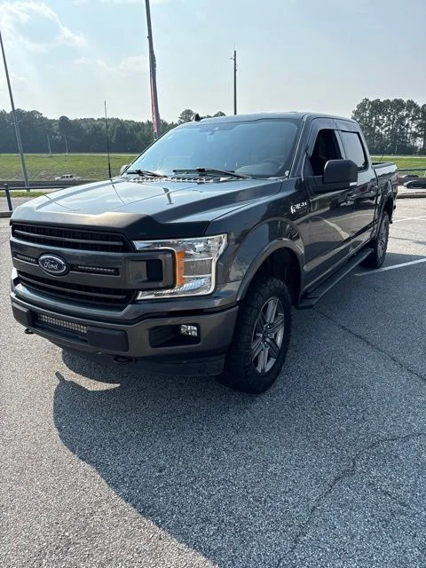 Certified Used 2020 Gray Ford XLT image 3