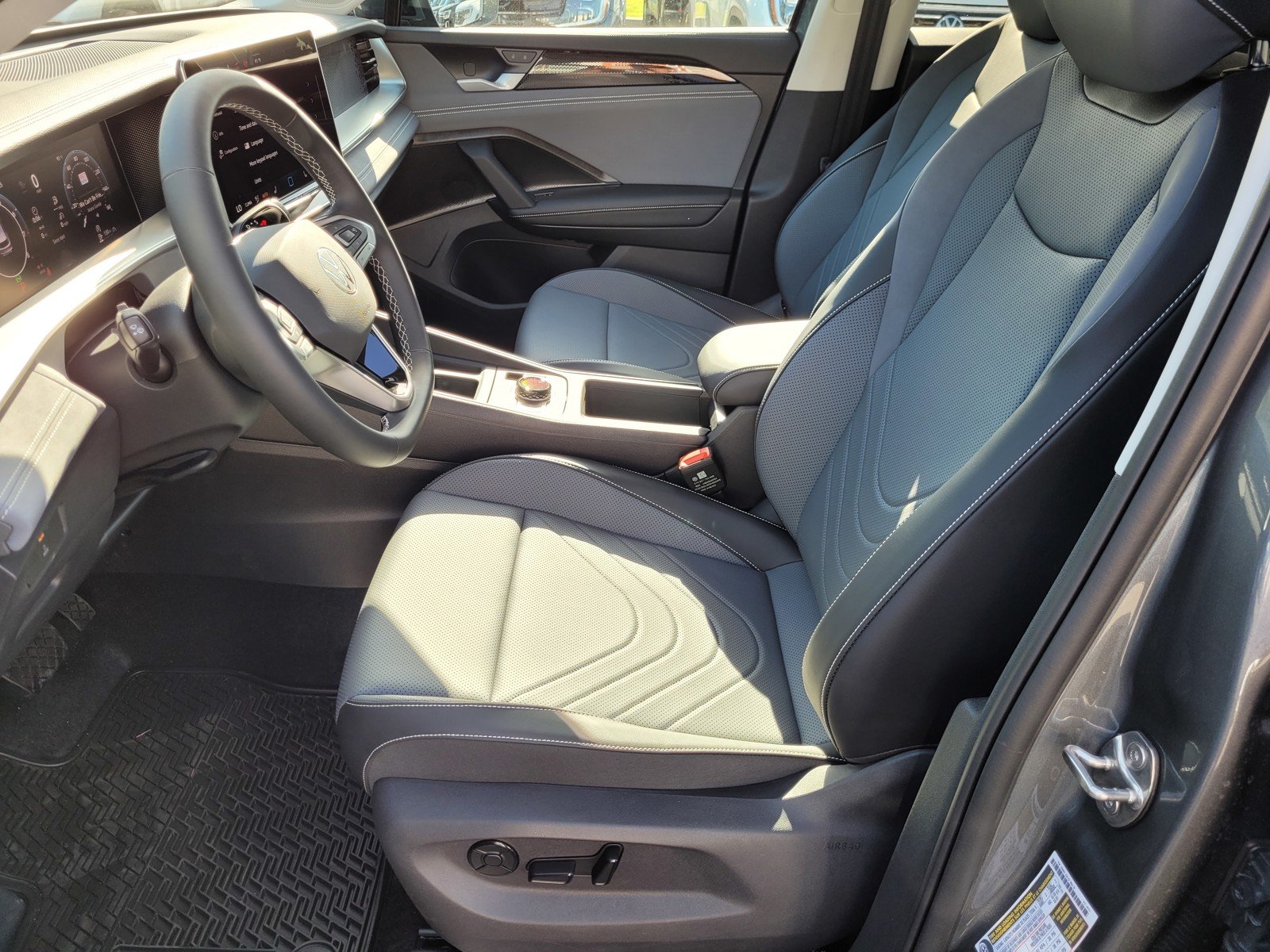 New 2026 Gray Volkswagen 2.0T SE image 9