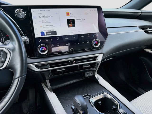 Used 2024 Mica Lexus RX 350h Premium image 29