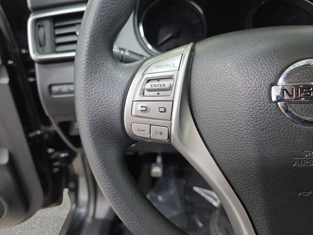 Used 2016 Black Nissan SV image 17