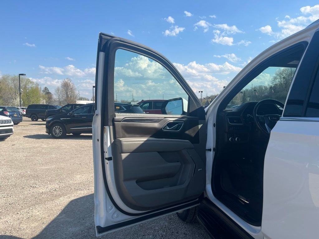 Used 2021 White Frost GMC SLT image 18