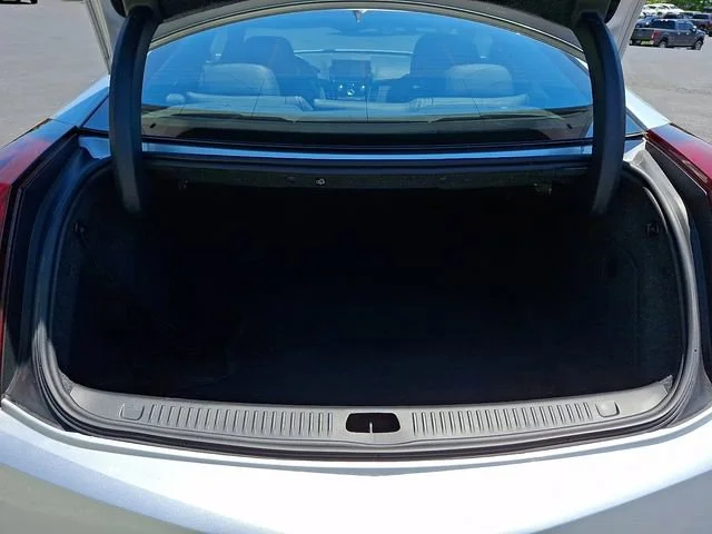 Used 2011 RADIANT SILVER METALLIC Cadillac RWD image 28