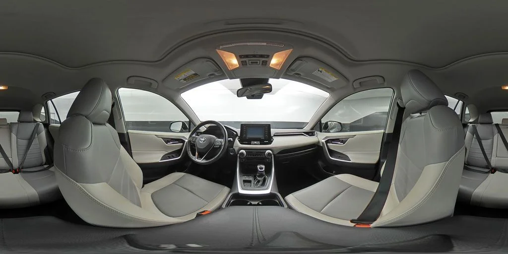 Used 2020 Silver Toyota XLE Premium image 34