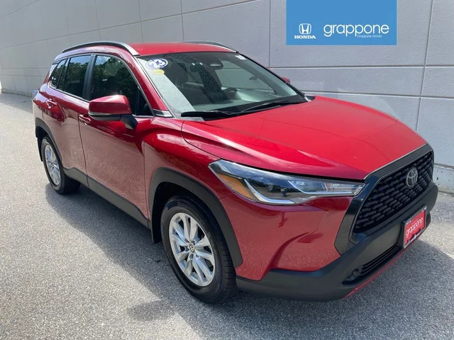 Pre-Owned 2023 Toyota Corolla Cross LE