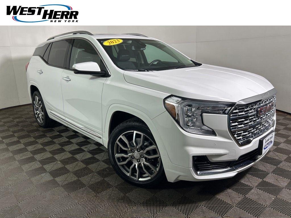 Used 2023 Summit White GMC Denali image 1