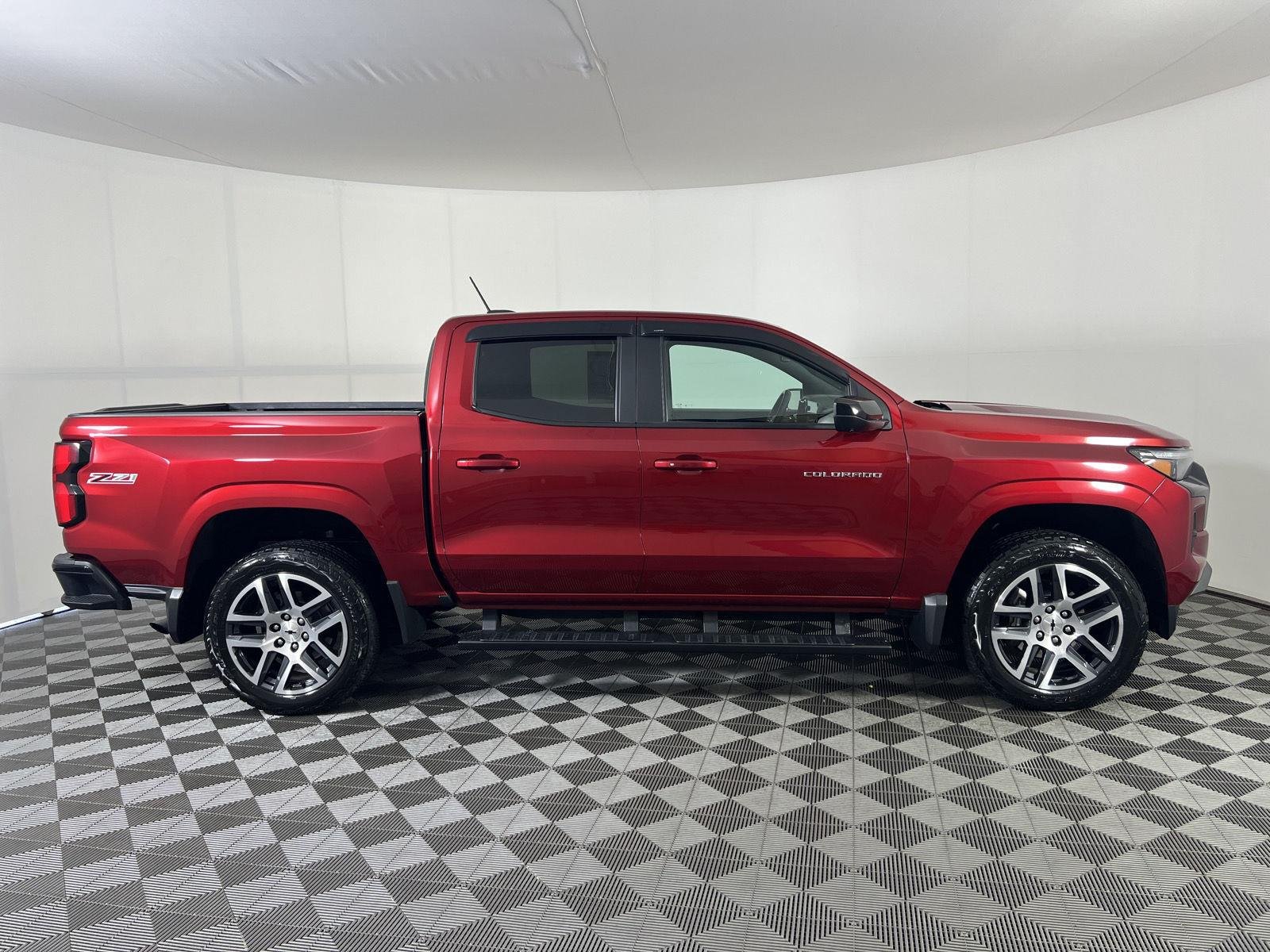 Used 2024 Radiant Red Tintcoat Chevrolet 4WD Z71 image 21