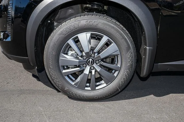 New 2026 Super Black Nissan SV image 14