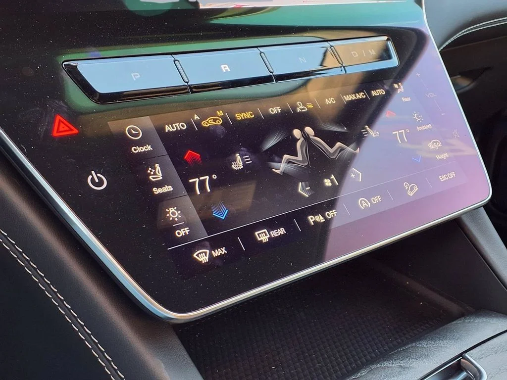 2026 Maserati Grecale Modena V6 - Photo 15