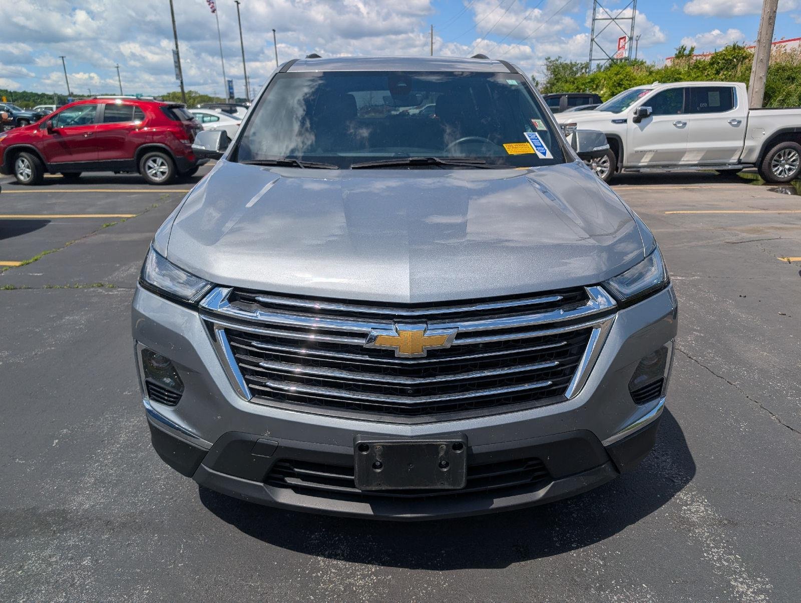 Used 2023 Sterling Gray Metallic Chevrolet LT Cloth image 2