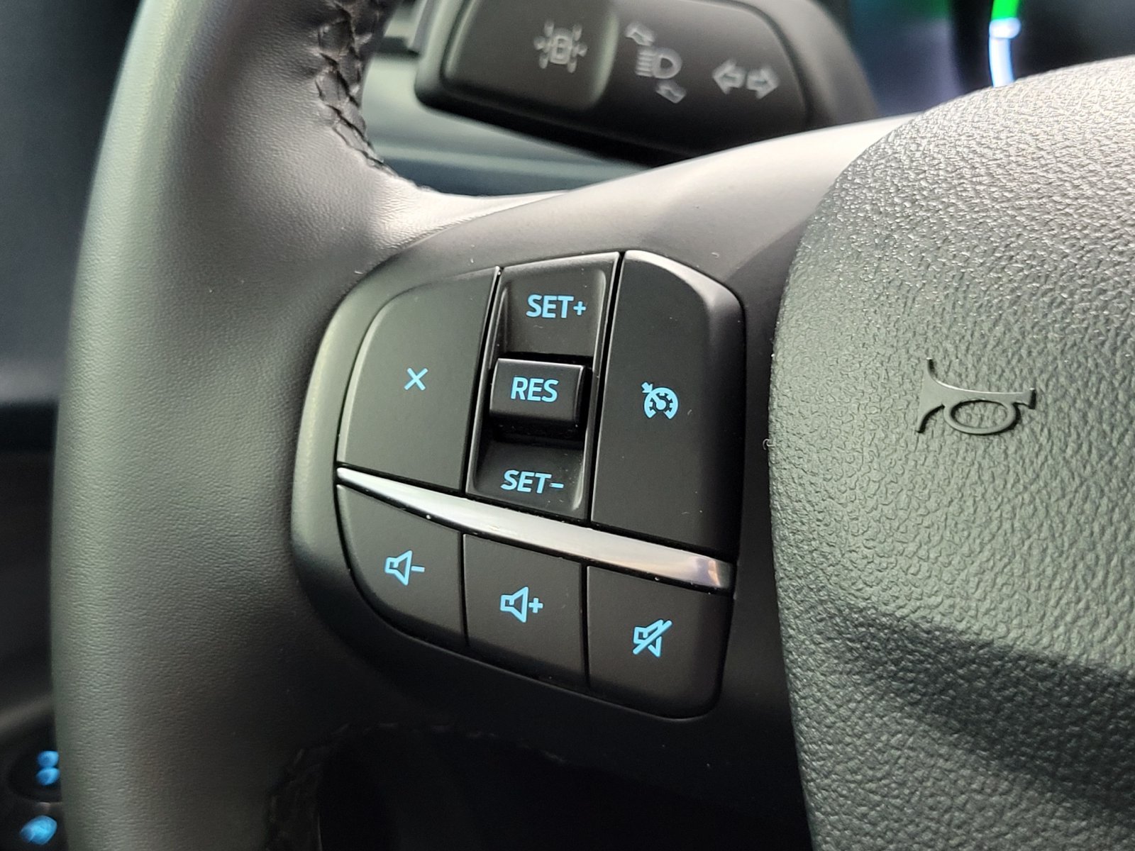 Certified Used 2024 Gray Ford XLT image 15