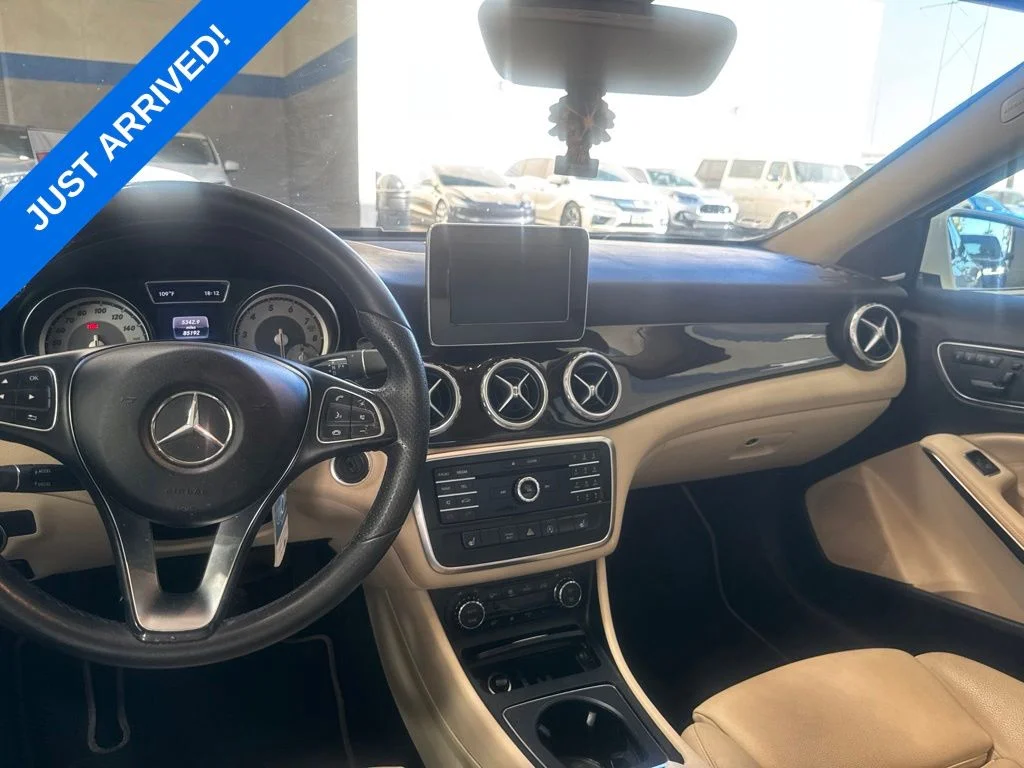Used 2017 Cirrus White Mercedes-Benz GLA 250 image 6