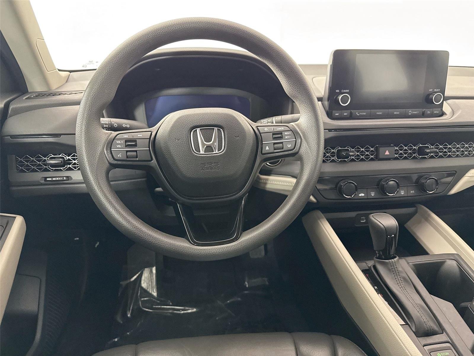 Used 2023 Platinum White Pearl Honda LX image 28